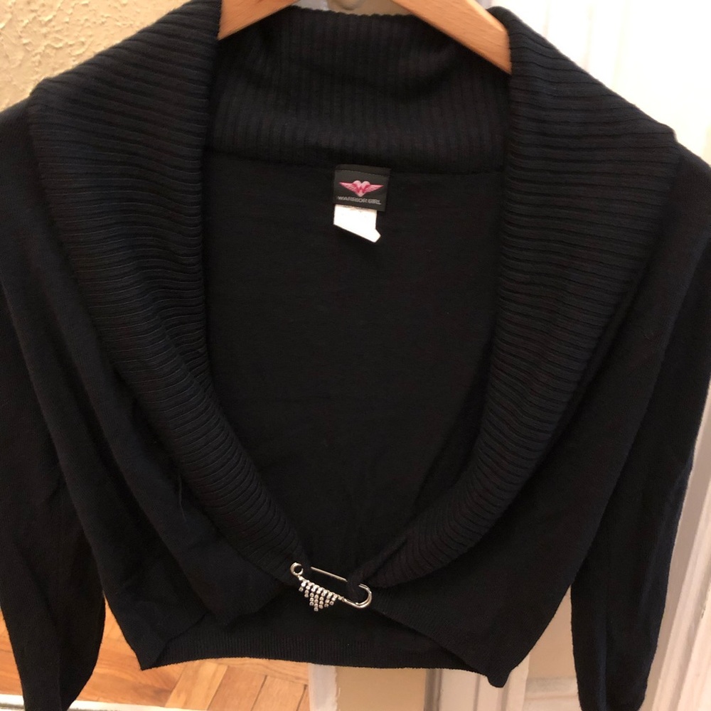 BLACK BALERO SWEATER